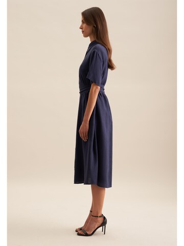Robe 'Schwarze Rose' SEIDENSTICKER en bleu