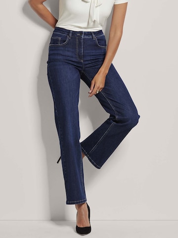 MADELEINE Slimfit Jeans in Blauw: voorkant