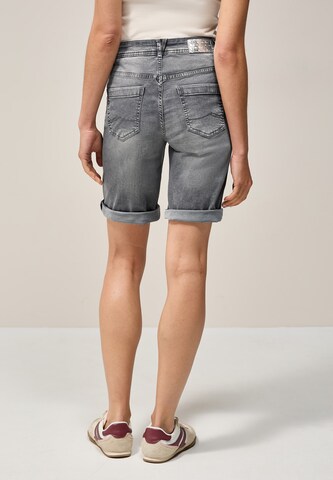 CECIL Regular Shorts in Grau