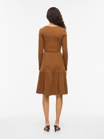 VILA Kjole i brun