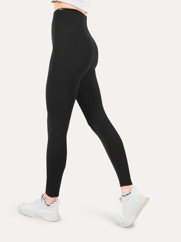 Effilé Leggings ' Fenja ' Smilodox en noir