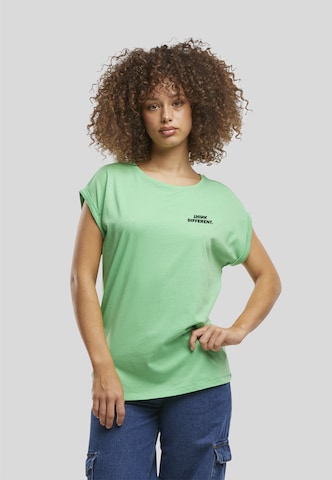 Urban Classics T-Shirt 'Think' in Grün: Vorderseite