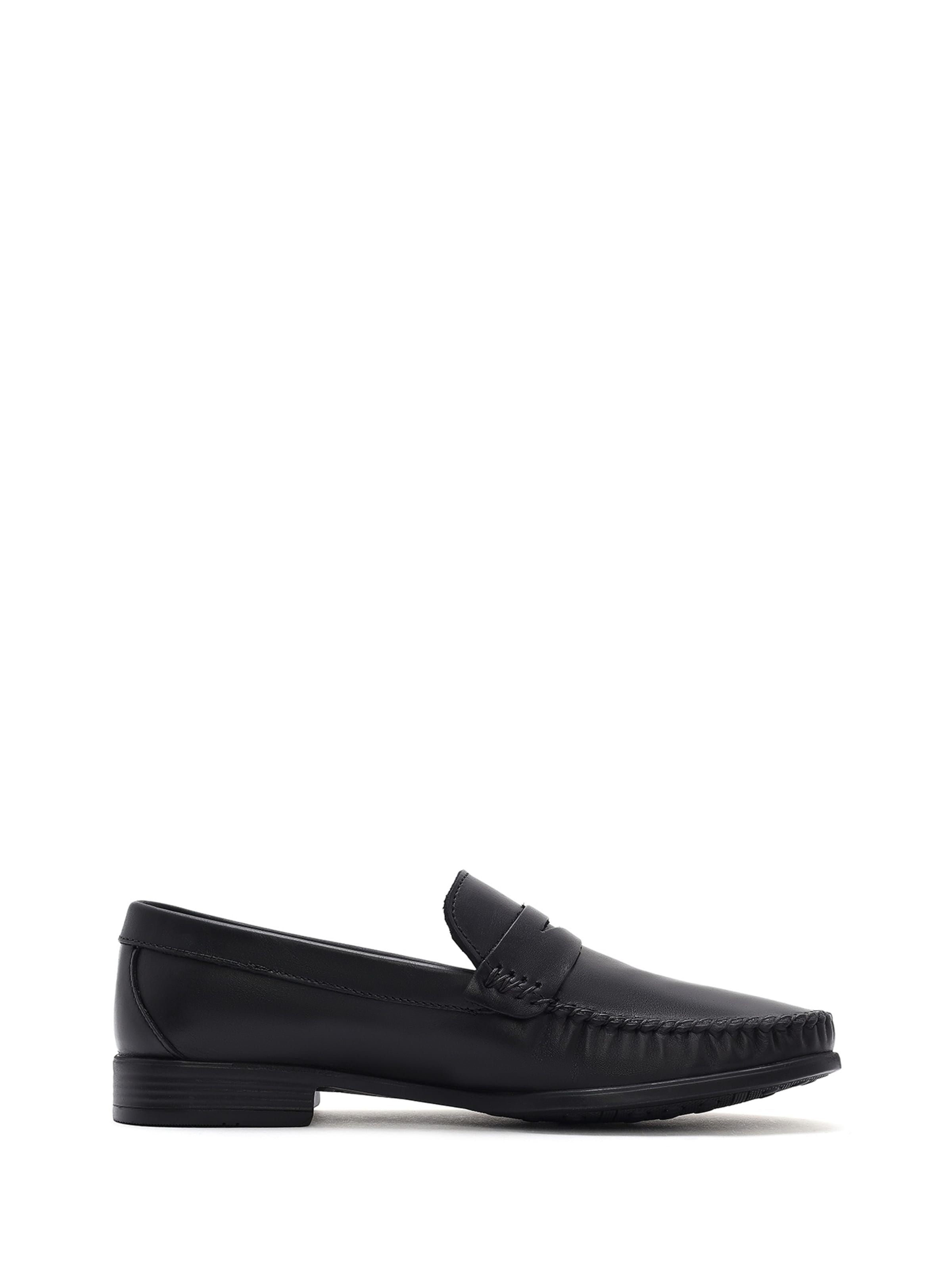 Derimod Moccasins in Black