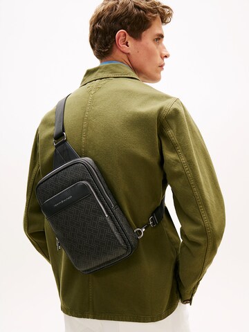 Sac à bandoulière TOMMY HILFIGER en noir