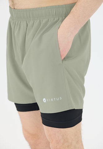 Virtus Regular Shorts 'Zayne' in Grün