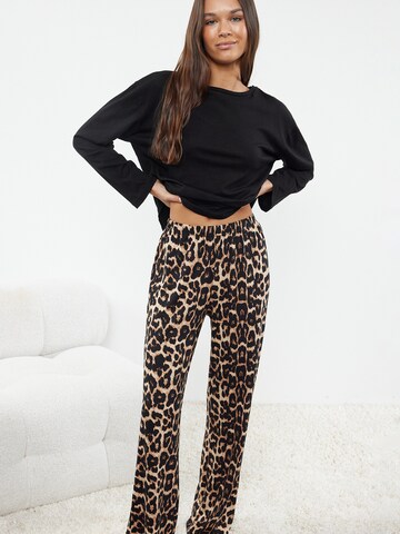 Pyjama Trendyol en noir : devant