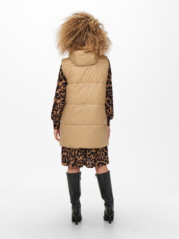 Gilet 'Demy' di ONLY in beige