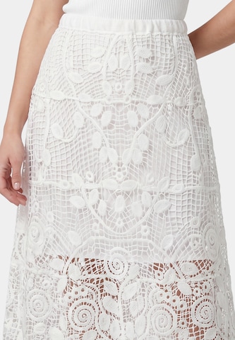 usha FESTIVAL Skirt in White