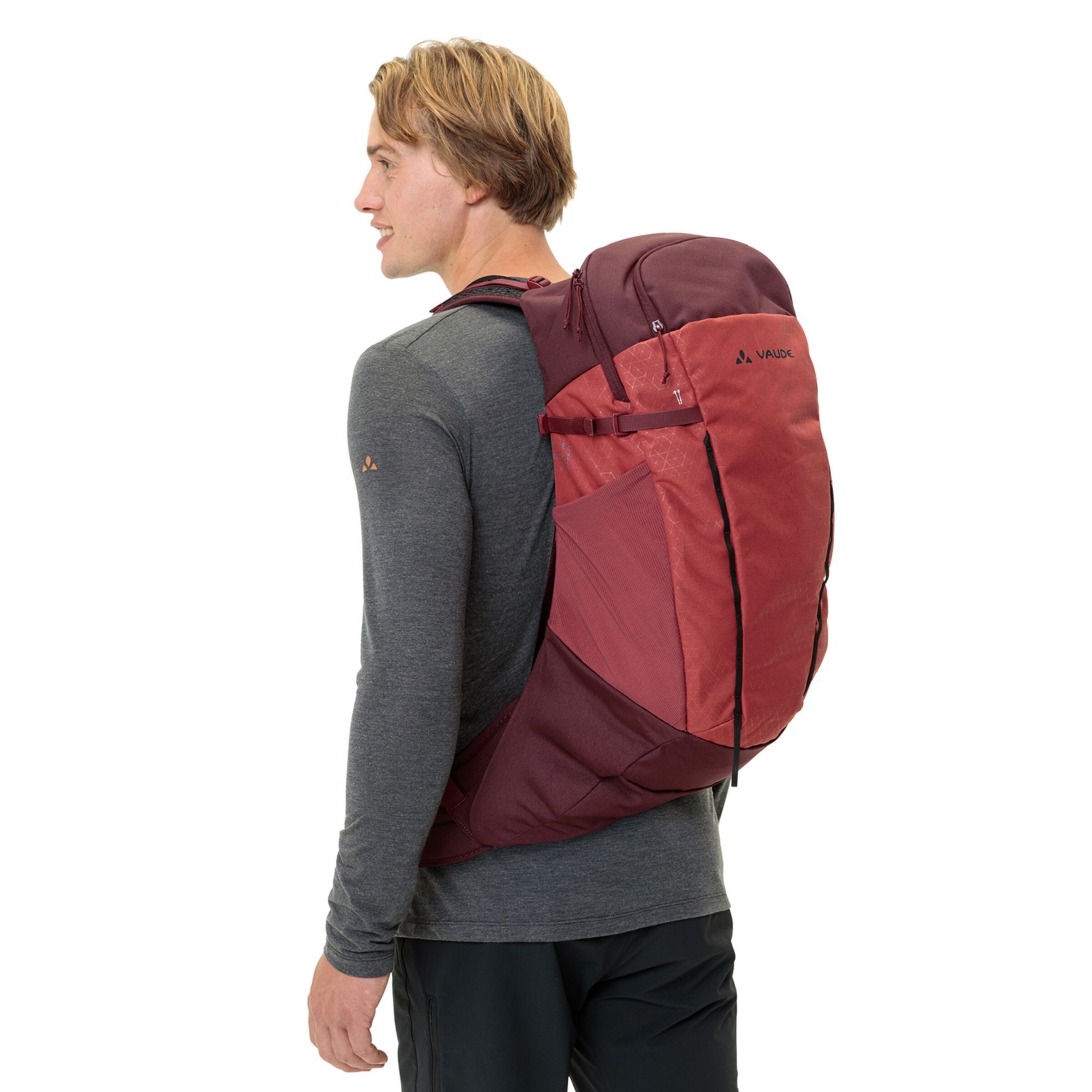 VAUDE Sports backpack 'Agile Air' in Red