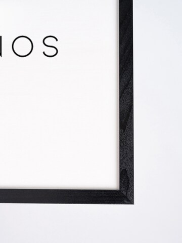 Liv Corday Bild 'That Night in Mykonos' in Weiß