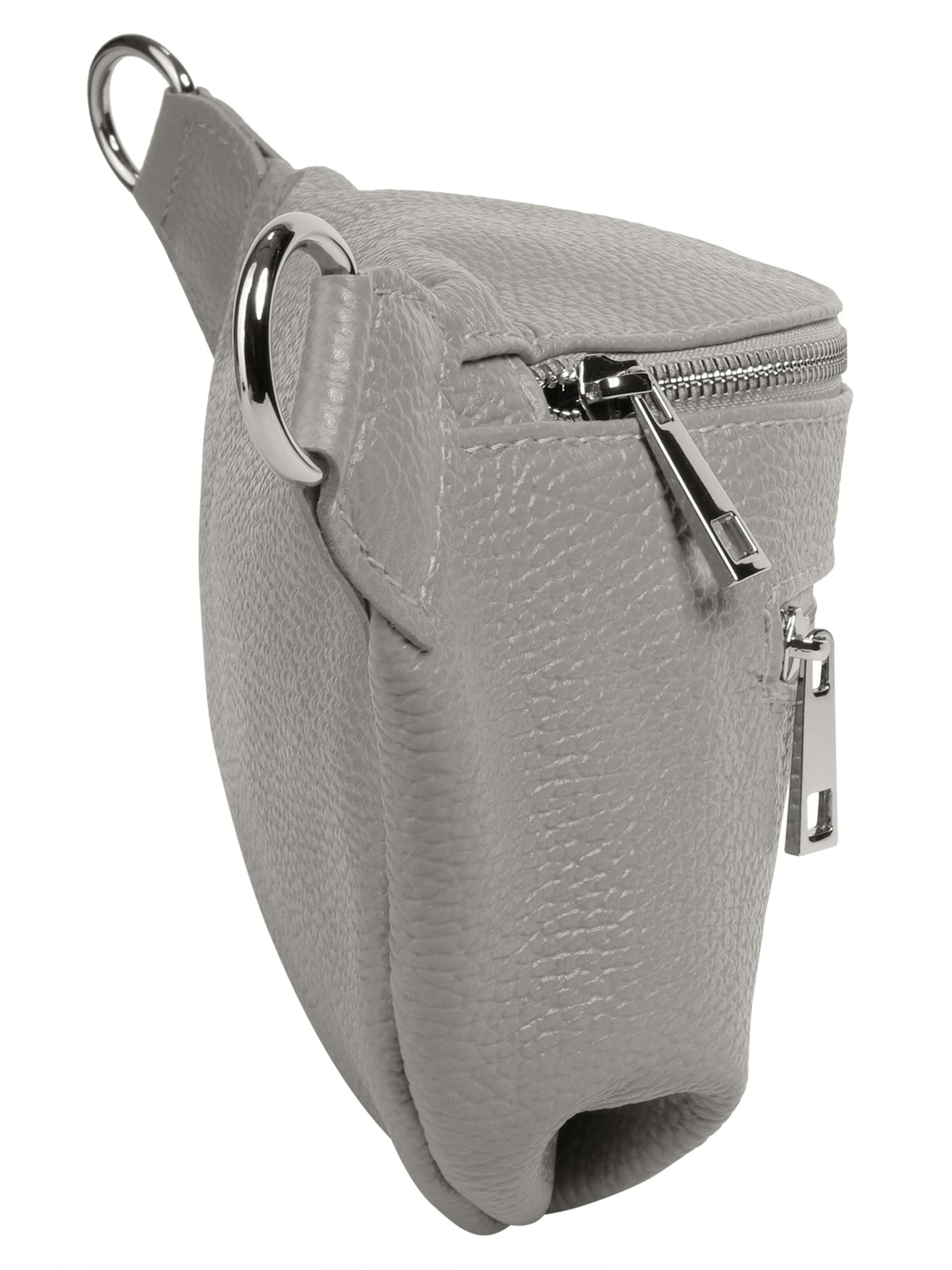 Samantha Look Fanny Pack in Grey