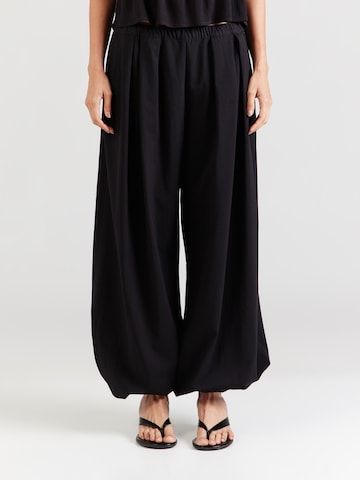Barrel Pantalon à pince 'Alin' WEEKDAY en noir : devant