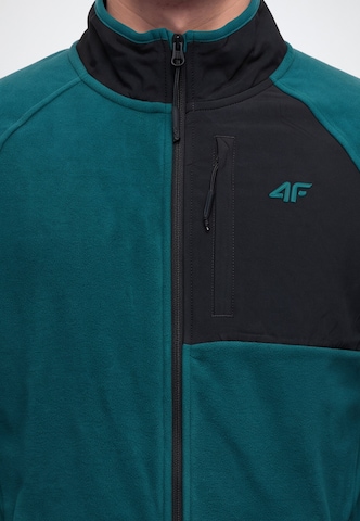 4F - Chaqueta polar funcional en verde