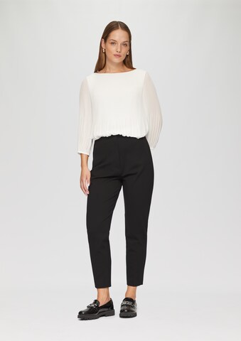 s.Oliver BLACK LABEL Tapered Broek in Zwart