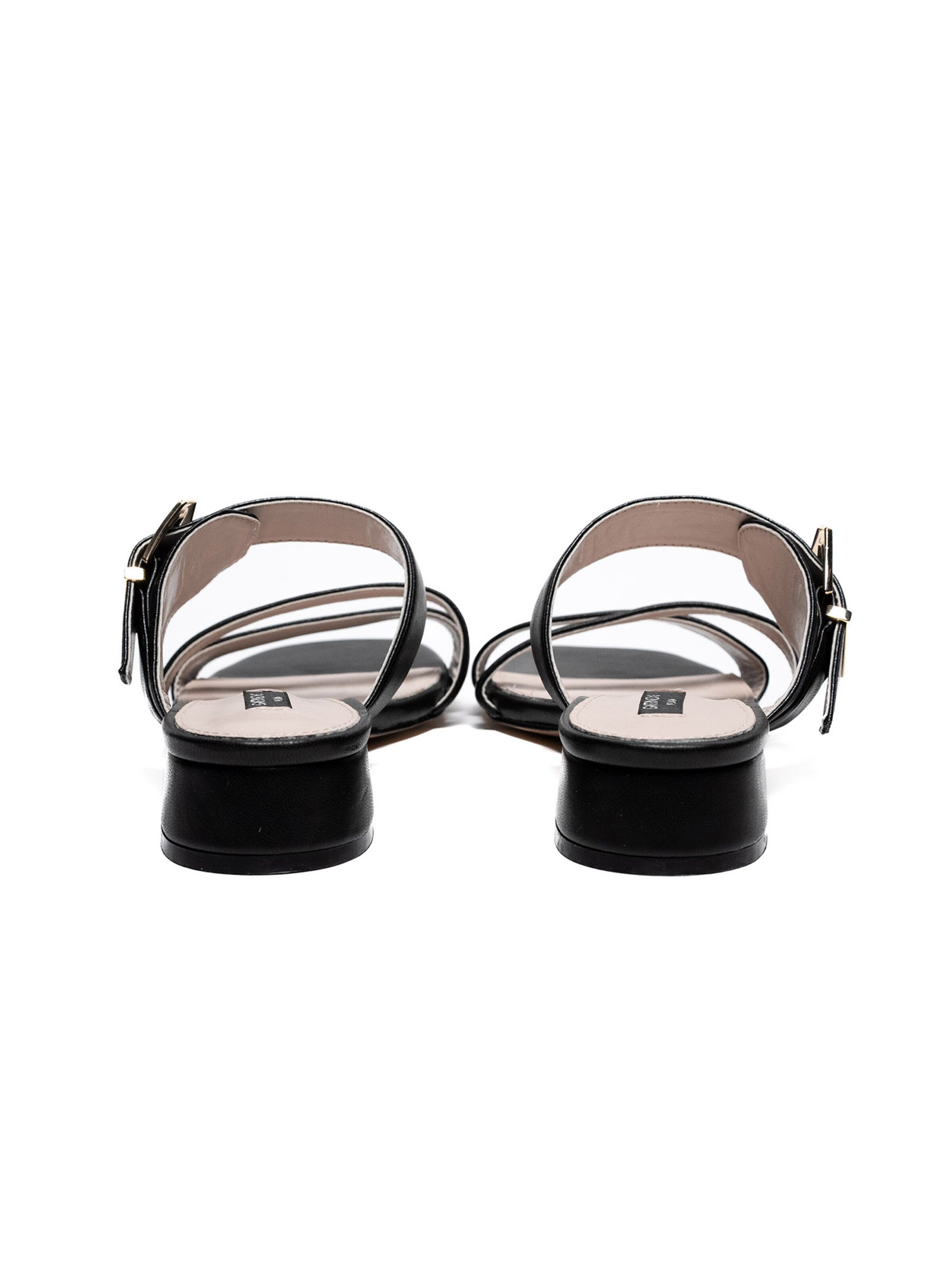 Sandalo di Gattinoni in nero