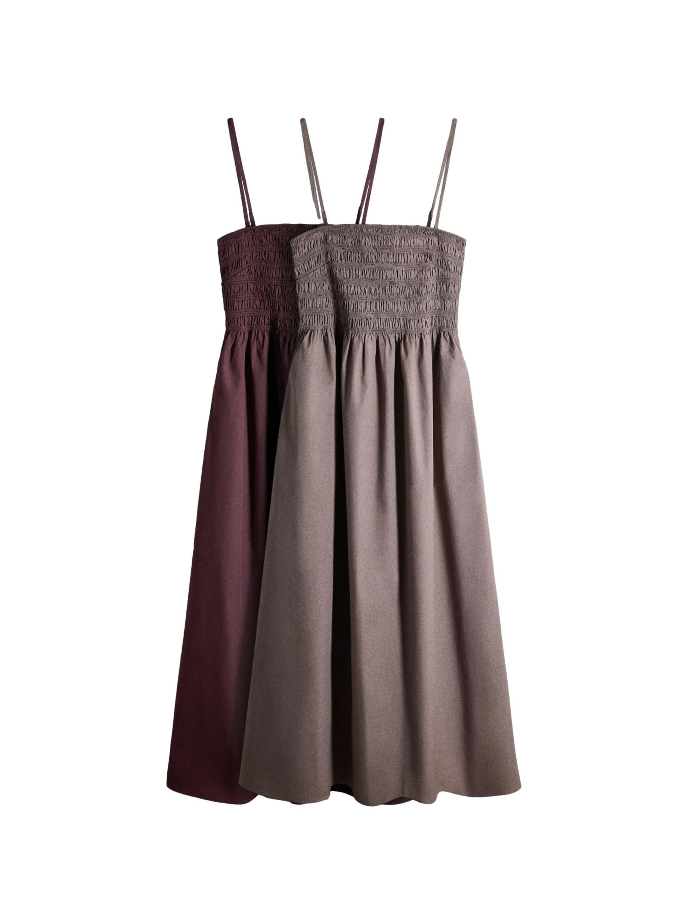 The Set Kleid in Grau: Vorderseite