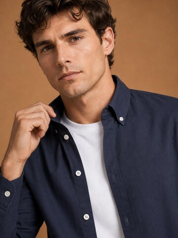 KING Essentials Regular fit Button Up Shirt 'The Tommy' in Grey