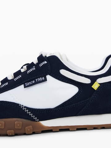 Baskets basses Desigual en noir