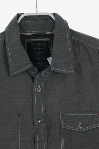 GUESS Button Up Shirt in M in Mixed colors