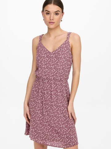 Robe d’été 'Karmen' ONLY en rose : devant