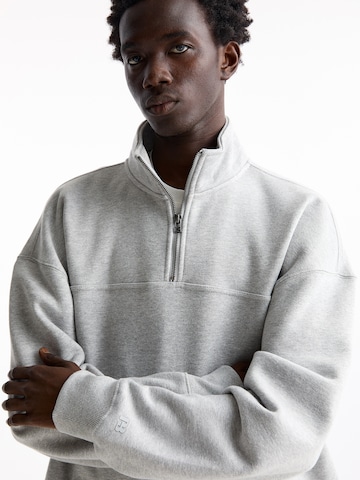Pull&Bear Tréning póló - szürke