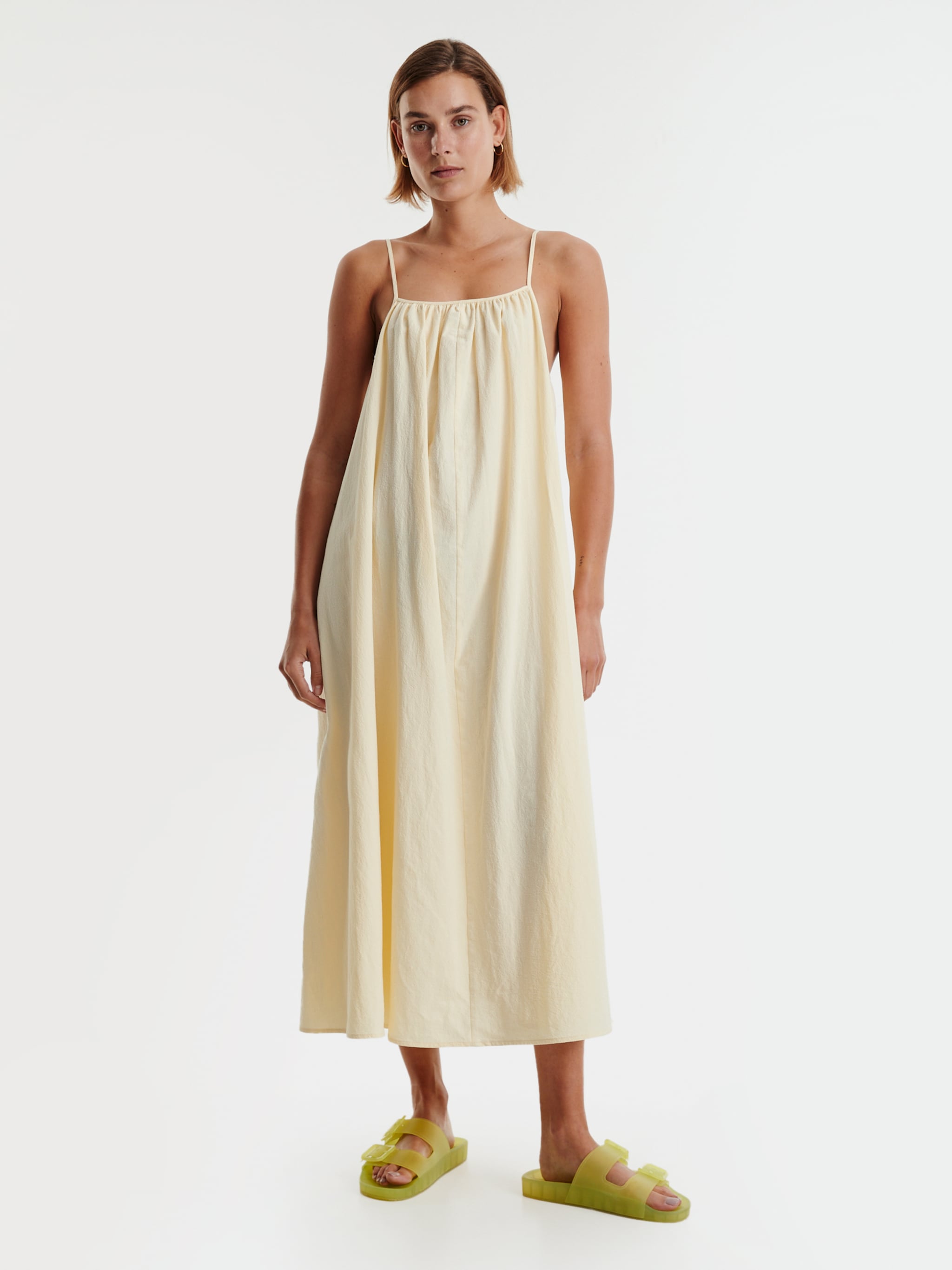 EDITED Produkter Sommerkjole 'Fabrizia' beige