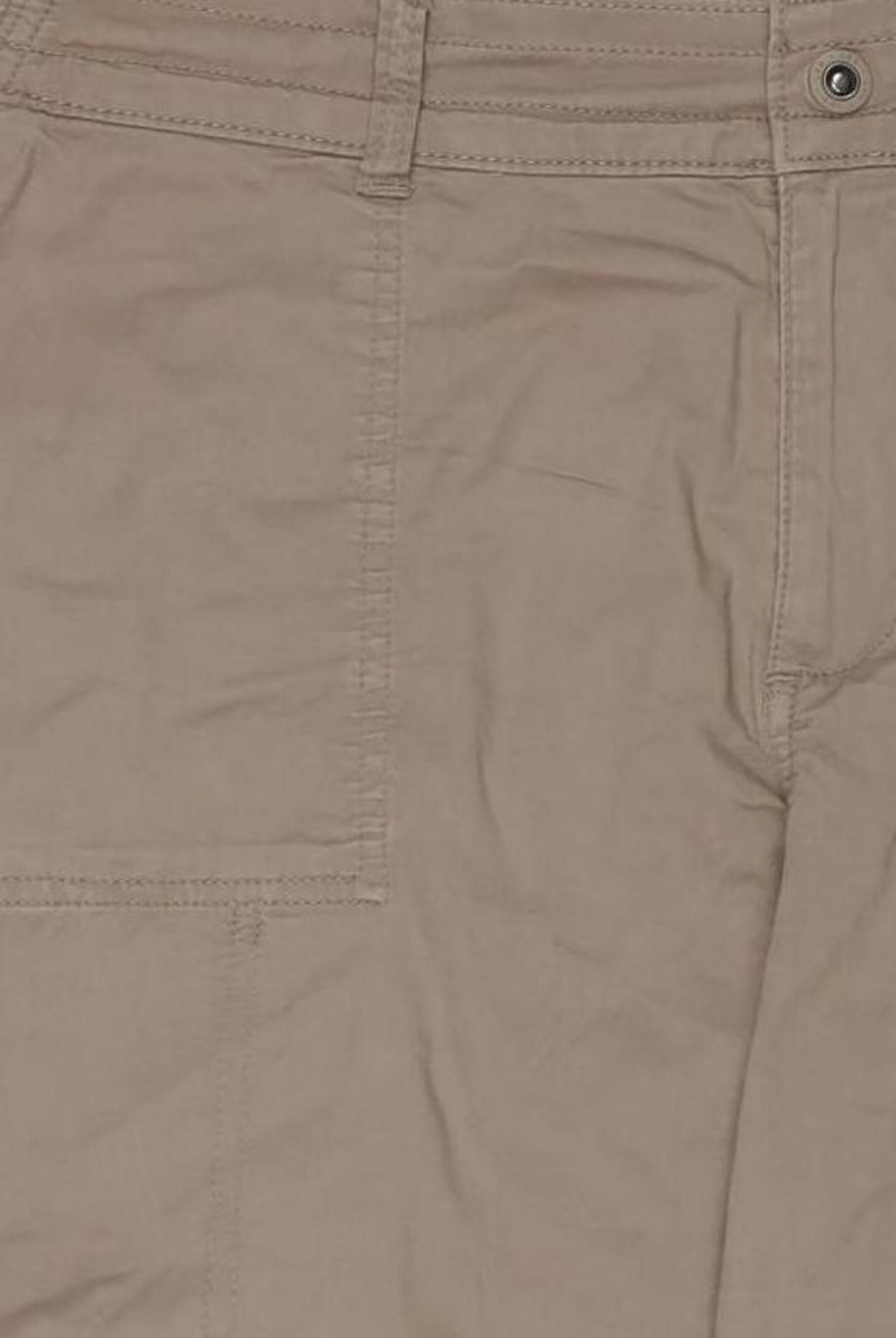 Lee Shorts in 42 in Brown