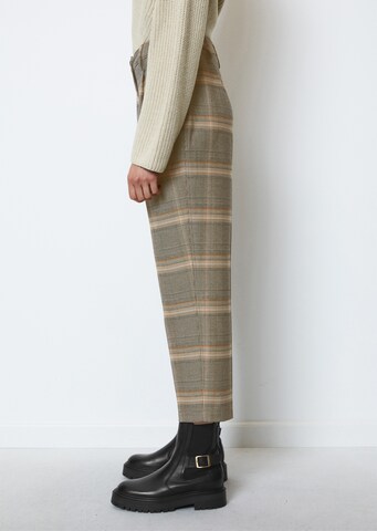 Marc O'Polo Tapered Bundfaltenhose in Grau