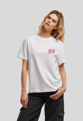 Urban Classics Shirt 'No Feelings' in White: front