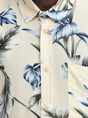 Fit confort Chemise ' BHAmelo Floral ' BLEND en beige