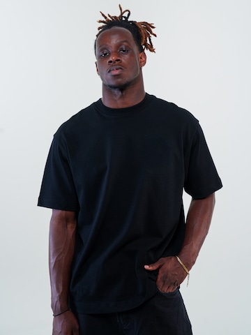 Maglietta 'PREMIUM BASIC TEE' di ATELIER OF FAITH in nero