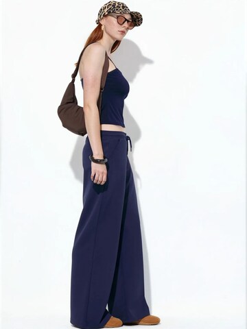 Busem Hose‌‌‌‌‌‌‌‌ in Blau: Vorderseite