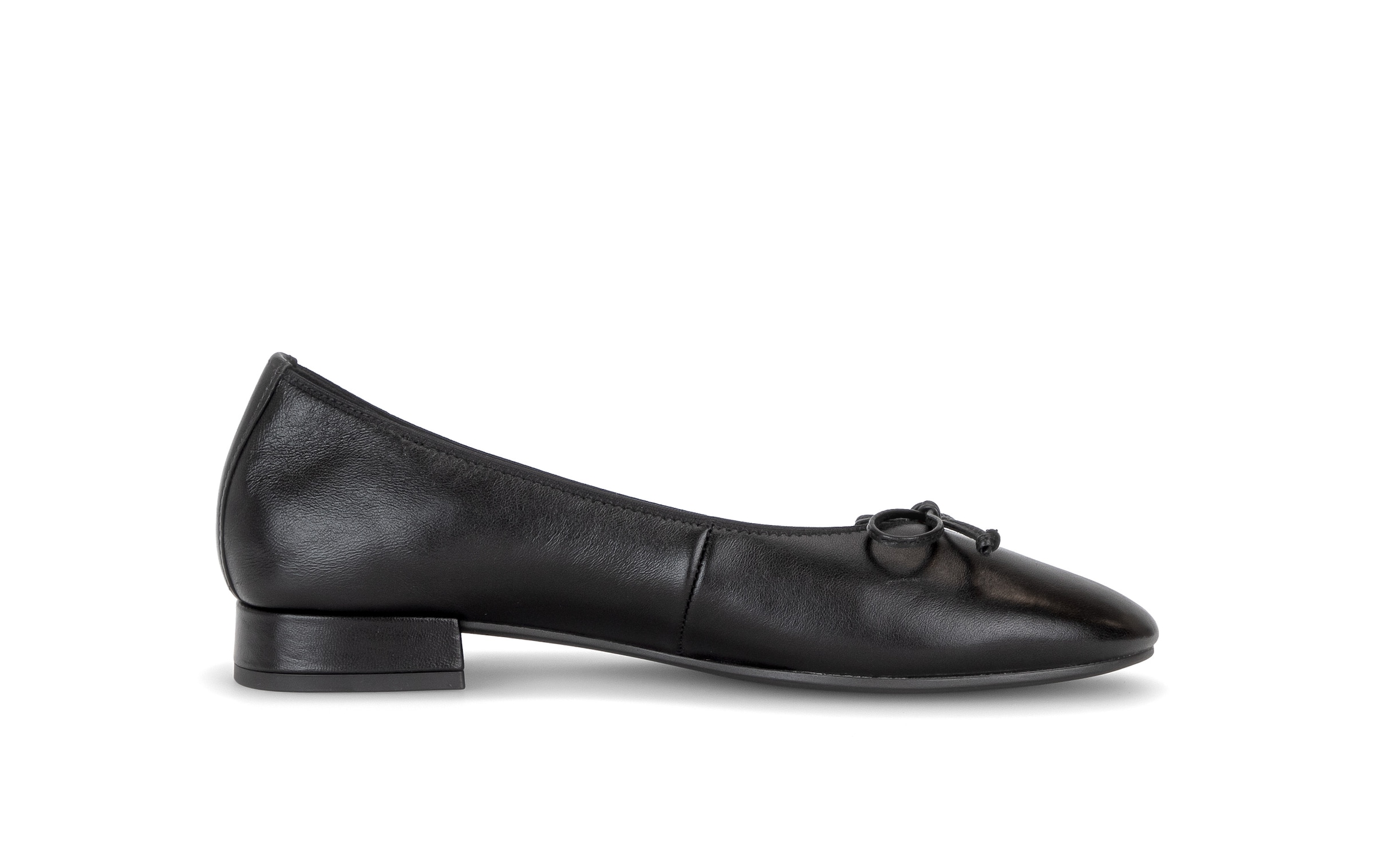 GABOR Ballet Flats in Black