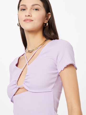 T-shirt Monki en violet