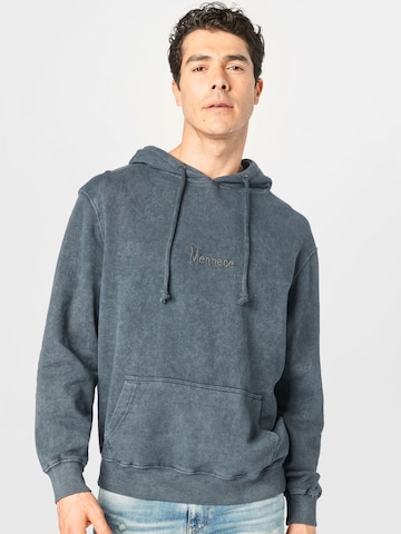 Mennace Sweatshirt in Grey: front