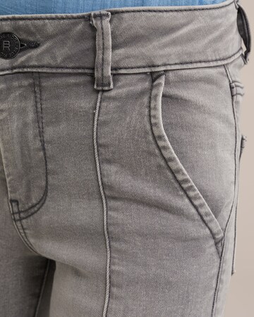 évasé Jean WE Fashion en gris