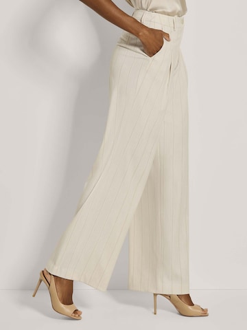 Loosefit Pantalon à pince MADELEINE en blanc