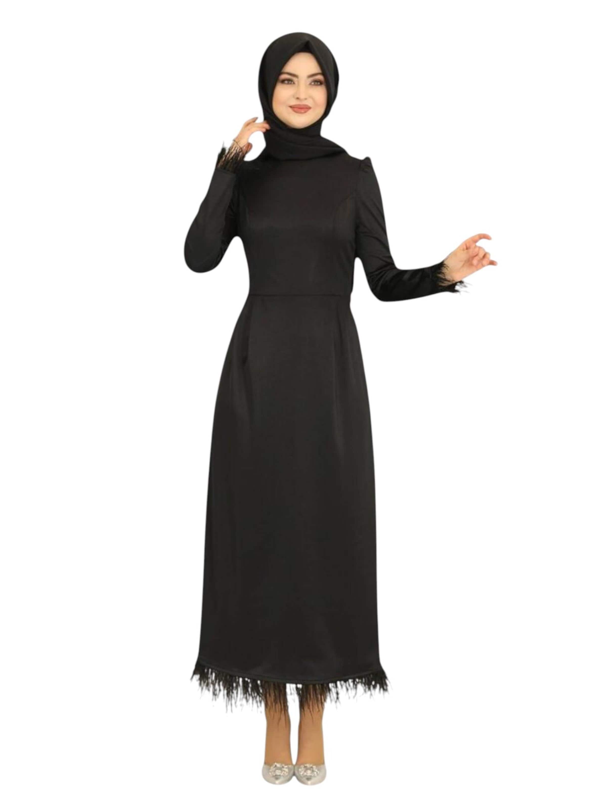 fashionshowcase Evening Dress 'Feather Grace' in Black