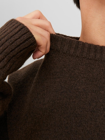 JACK & JONES Sweter 'Ollie' w kolorze brązowy