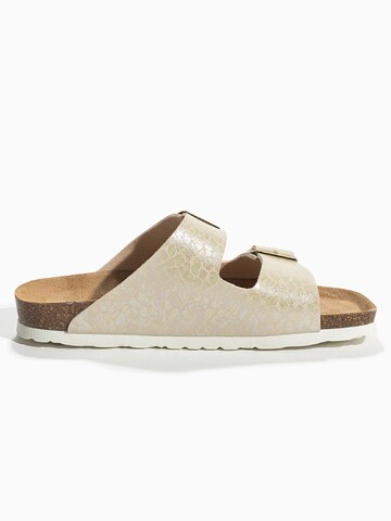 Bayton Mules 'Atlas' in Beige