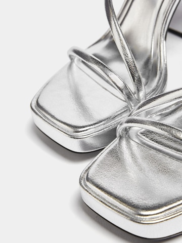 Pull&Bear Sandals in Silver