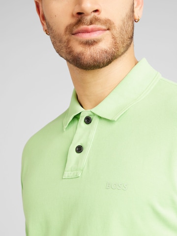 BOSS T-shirt 'Prime' i grön
