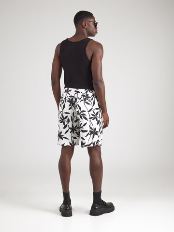 Loosefit Pantalon Calvin Klein en blanc