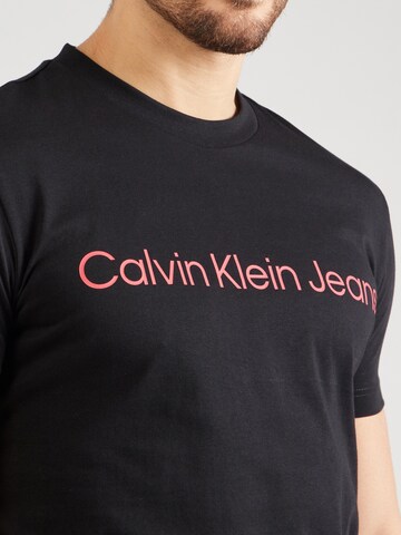 Maglietta di Calvin Klein Jeans in nero