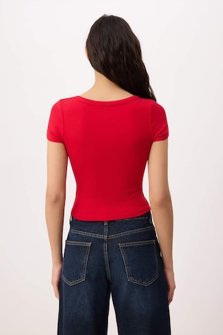 Trendyol Shirt in Rood