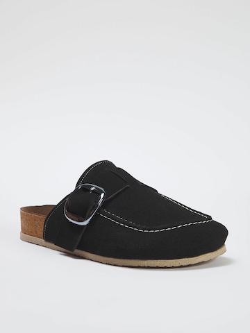 Trendyol Mule in Black: front