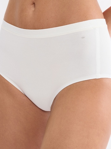 TRIUMPH Maxislip ' Red Label Smart Natural ' in Weiß