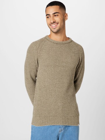 Cleptomanicx Sweater in Brown: front