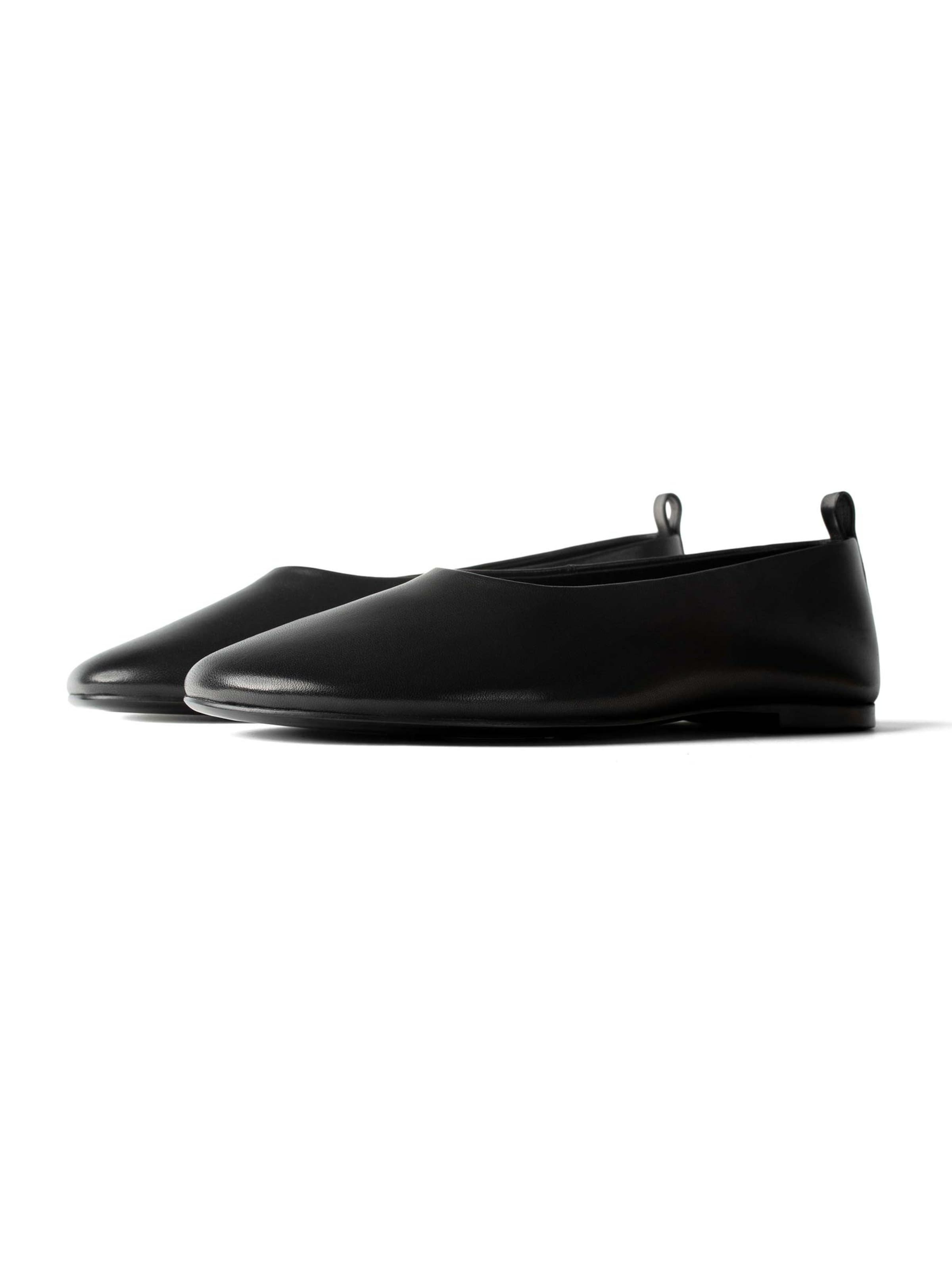 L37 HANDMADE SHOES Slip-ons 'HARMONY STEPS' in Black