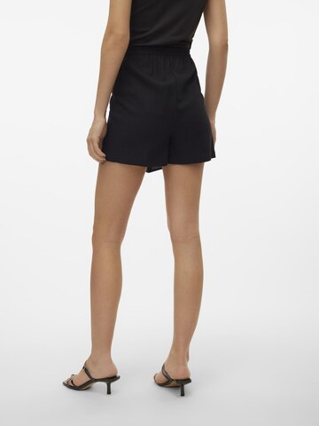 regular Pantaloni 'VMMYMILO' di VERO MODA in nero